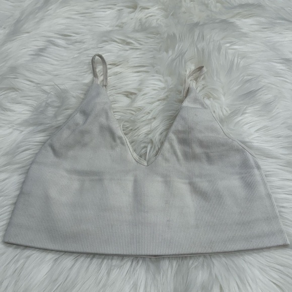 Free People Intimately Seamless Ribbed V Neck Crop Bra Tank Top White - Picture 1 of 15